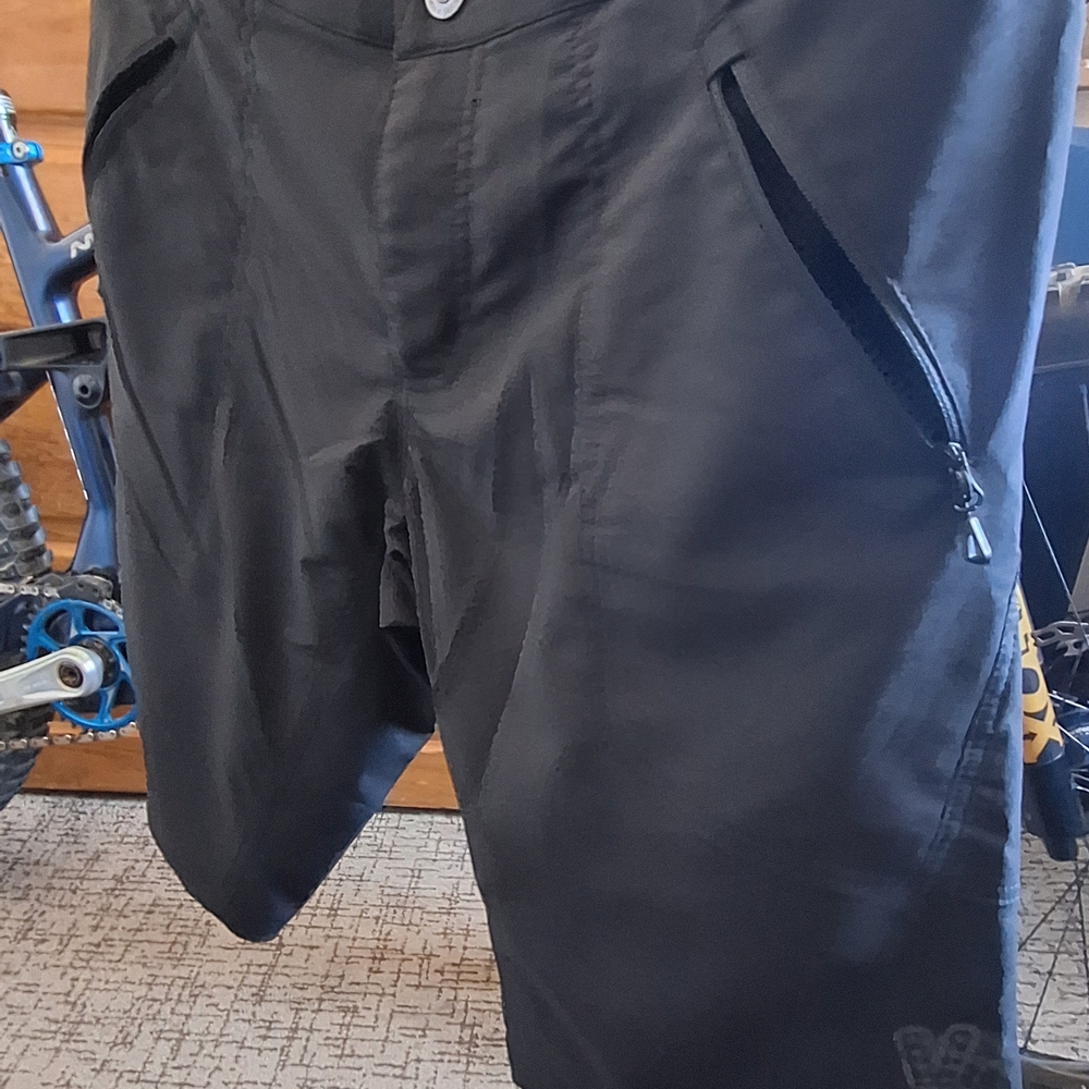 Men's Troylee Skyline Black MTB Shorts with Zipper Pockets.